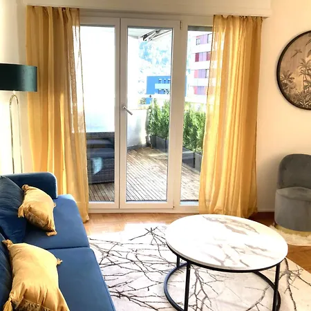 Boutique View And Terrace * Μοντρέ